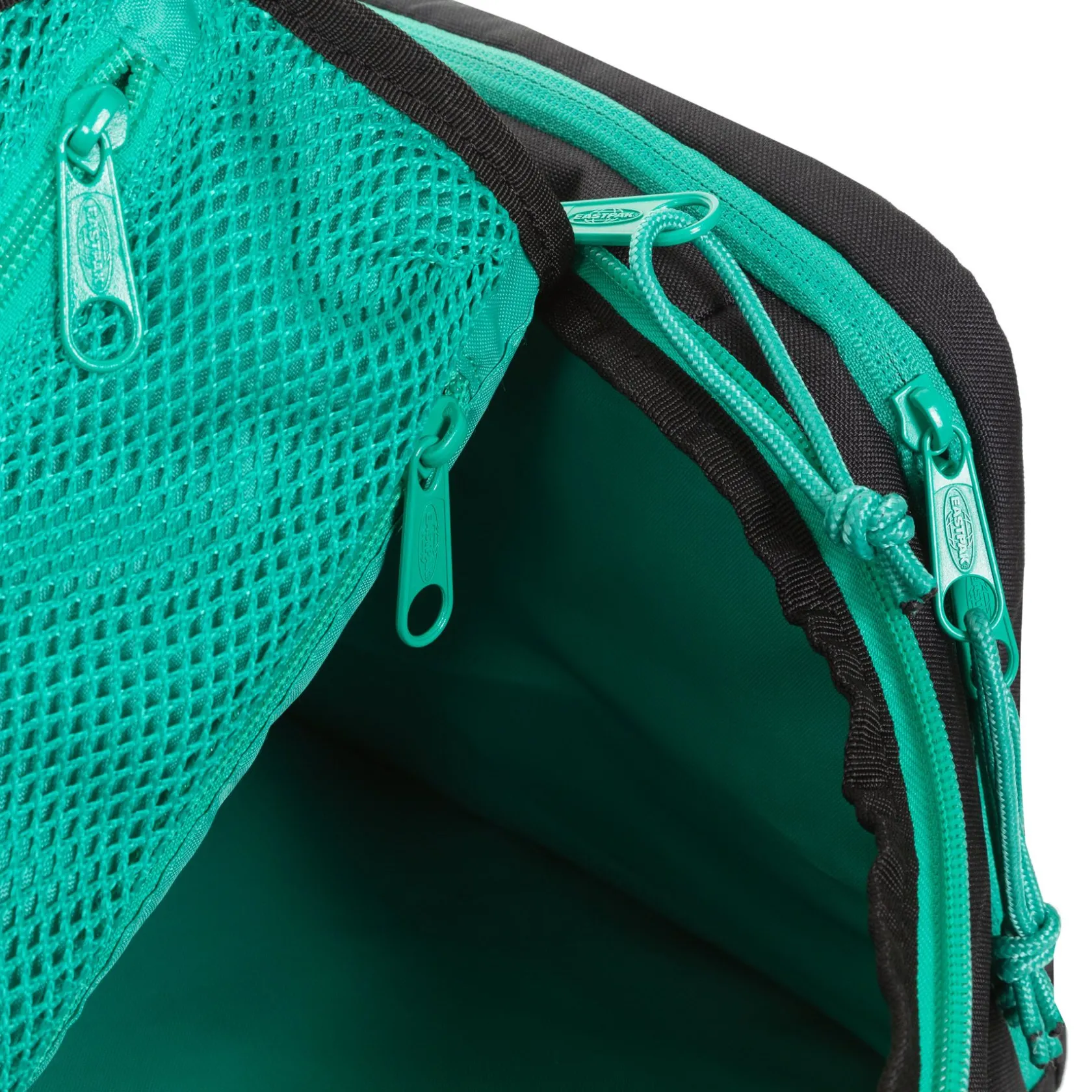 Eastpak Bagage>CARRY PACK KontrastStripeBlack
