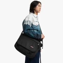 Eastpak Schoudertas Voor School | Messenger Tassen>DELEGATE + Black