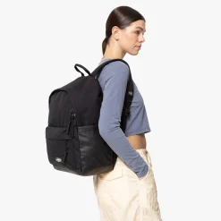 Eastpak Waterdichte Rugzakken>ICON PAK'R OnBlack