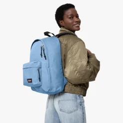 Eastpak Waterdichte Rugzakken | Laptop Rugzakken>OUT OF OFFICE SparkLightBlue