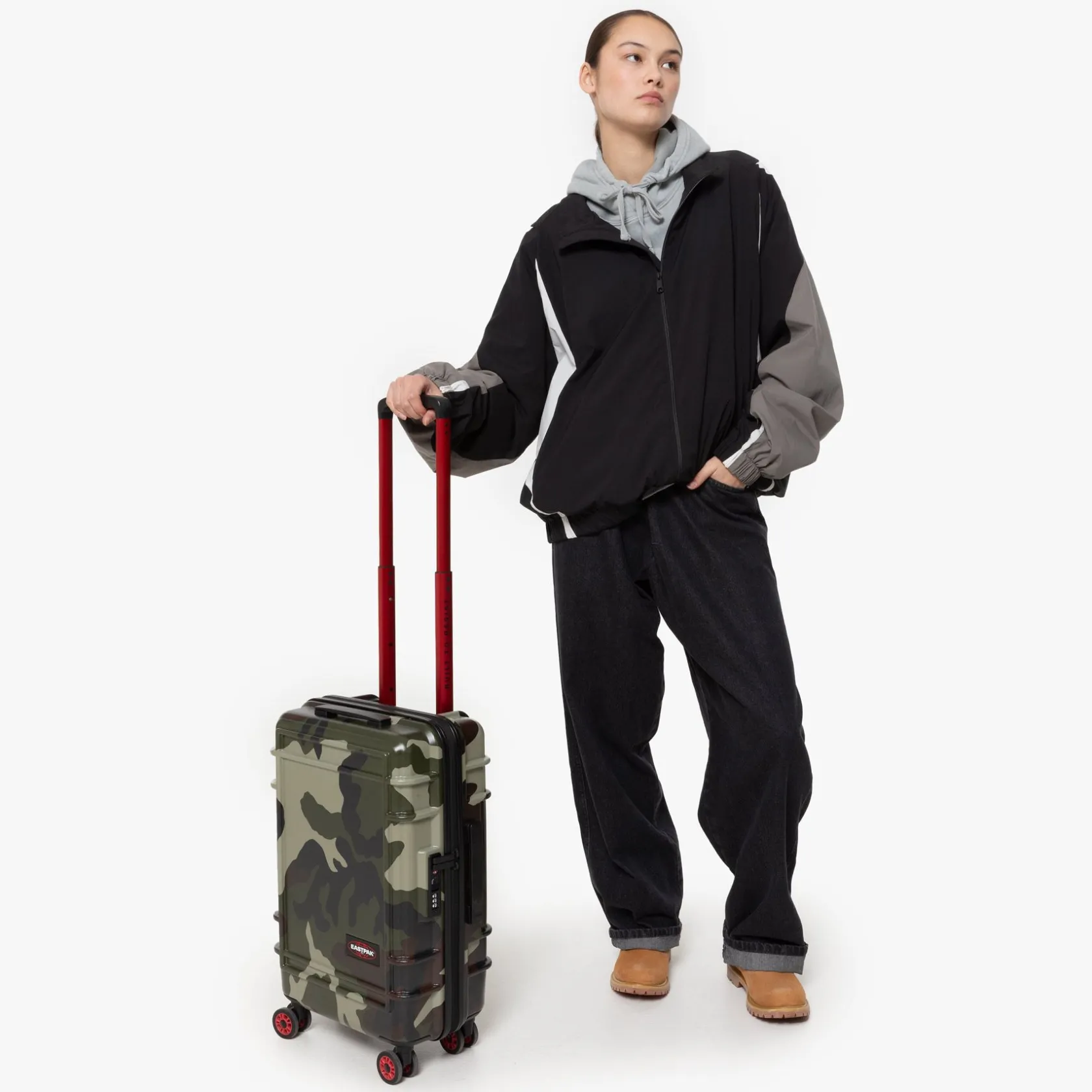 Eastpak Grote Koffers | Harde Reiskoffers>RESIST'R ZIP CABIN Camo