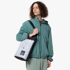 Eastpak Shopper Tassen>SHOPP'R TOTE BasquiatPegasus